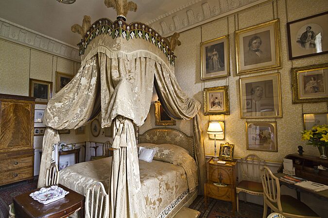 Castle Howard Lady Georgianas' Bedroom