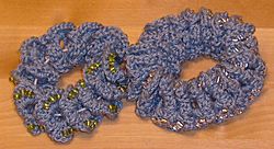 Archivo:Crochet scrunchies