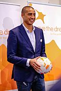Archivo:David Trezeguet became Save the Dream Ambassador, 2017