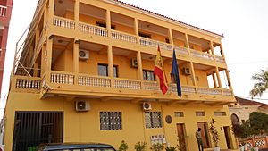 Archivo:Embaixada da Espanha em Bissau 01