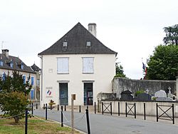 Jasses - Mairie - 1.jpg