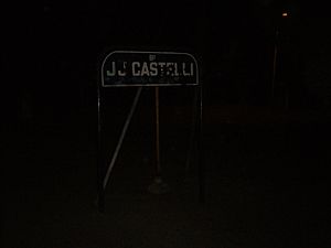 Archivo:La entrada a castelli