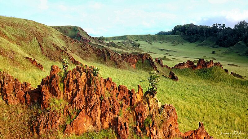 Les collines de la plaine aux images