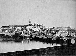 Archivo:Puenta de barcas 001