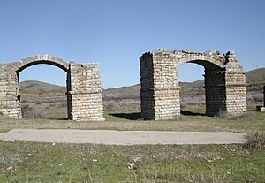 Archivo:Puente de Alconétar, Cáceres Province, Spain. Pic 04