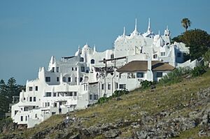 Archivo:Punta Ballena-CasaPueblo2