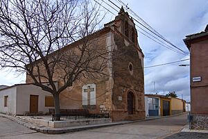 Archivo:Rubielos Altos, Iglesia parroquial, 01