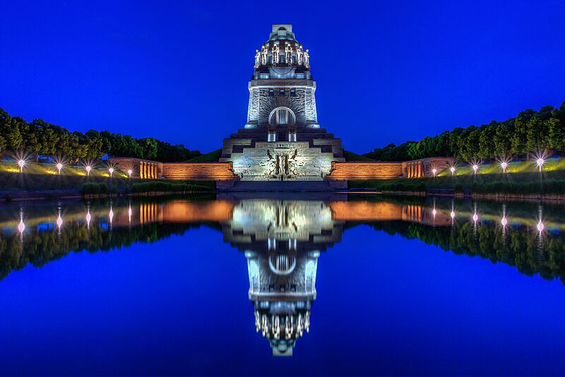 Völkerschlachtdenkmal blaue Stunde