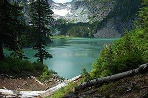 Archivo:Virgin Lake Blanca Lake 0075