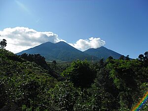 Archivo:Volcan (Acatenango, Fuego)