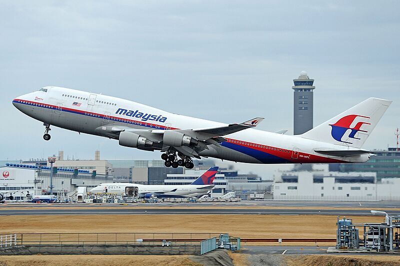 Boeing 747-4H6, Malaysia Airlines AN2227765