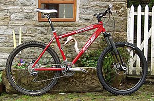 Archivo:Hardtail-mountain-bike