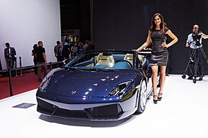Archivo:Lamborghini - Gallardo LP 550-2 Spyder - Mondial de l'Automobile de Paris 2012 - 201