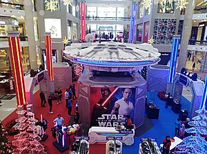Archivo:Pavilion KL at Christmas 2019 A1