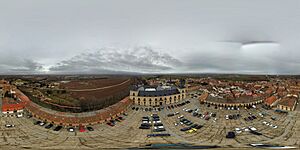Archivo:Plaza Mayor Lerma, 360