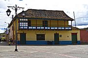 Archivo:Plaza de Tuta-2