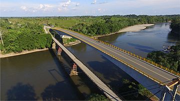 Archivo:Puente el Ferry - Puerto Asís