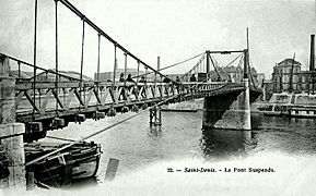 ST DENIS-Le Pont suspendu