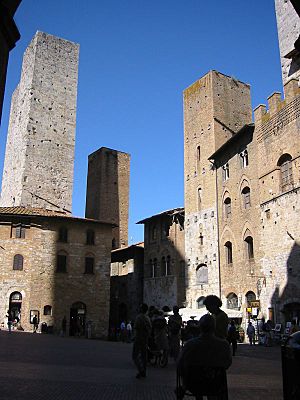 Archivo:San Gimignano (1)
