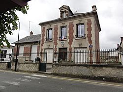 Sermoise (Aisne) mairie-école.JPG