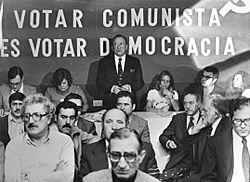 Archivo:Spaanse verkiezingen Santiago Carrillo (PCE) presenteert kandidaten voor zijn …, Bestanddeelnr 929-2263