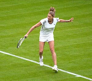 Archivo:Steffi Graf (Wimbledon 2009) 11