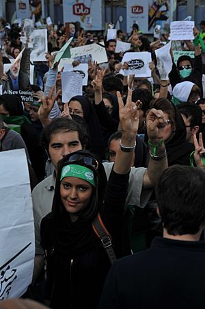 Archivo:Tehran protests (15)
