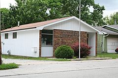 Camargo Illinois Post Office.jpg
