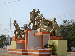 Archivo:Cunduacan.Monumento Batalla Jahuactal