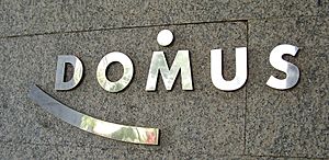 Archivo:Domus logo