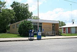 Hammond Illinois Post Office.jpg