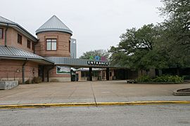 Archivo:Houston Zoo entrance