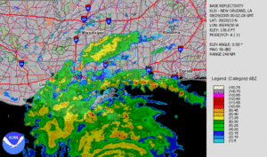 Archivo:Hurricane Katrina LA landfall radar