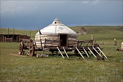 Kazakh yurt.jpg