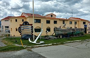 Archivo:Museo maritimo ushuaia