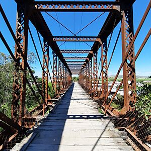 Archivo:Perspectiva actual del Puente Negro