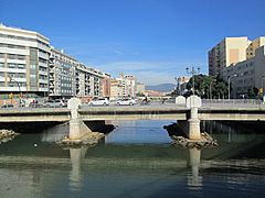 Puente sobre el Guadalmedina
