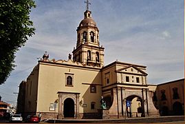 Templo y Convento Franciscano La Santa Cruz