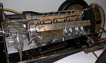 Archivo:1933 Bugatti Type 59 Grand Prix engine
