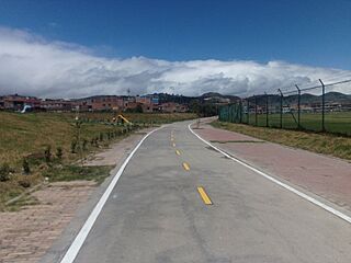 Alameda El Porvenir Soacha.jpg