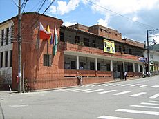 Archivo:Alcaldía de Barbosa, Antioquia