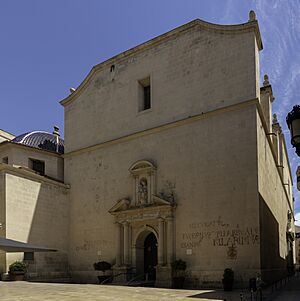 Archivo:Alicante Cocathedral 2021 - west façade