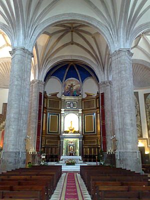 Archivo:Almagro. Iglesia de la Madre de Dios