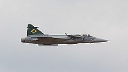 Archivo:Brazilian Gripen F-39E (cropped)