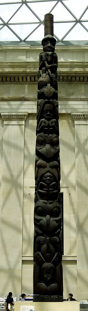 Archivo:British Museum Totem Pole 1