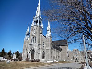 Archivo:Cathédrale Saint-Charles-Borromée (Joliette) 04