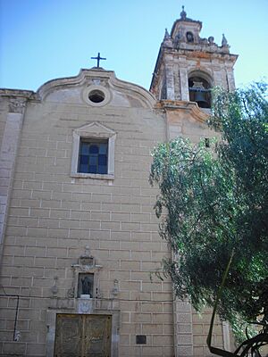 Archivo:Faura. Església 2