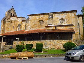 Galdácano - barrio de Elexalde, Iglesia de Andra Mari 01.jpg
