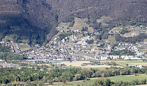 Archivo:Gordola April 15