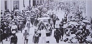Archivo:Huelgadolores1928